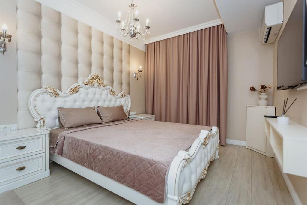 Daire Ellina Parklake Kişinev